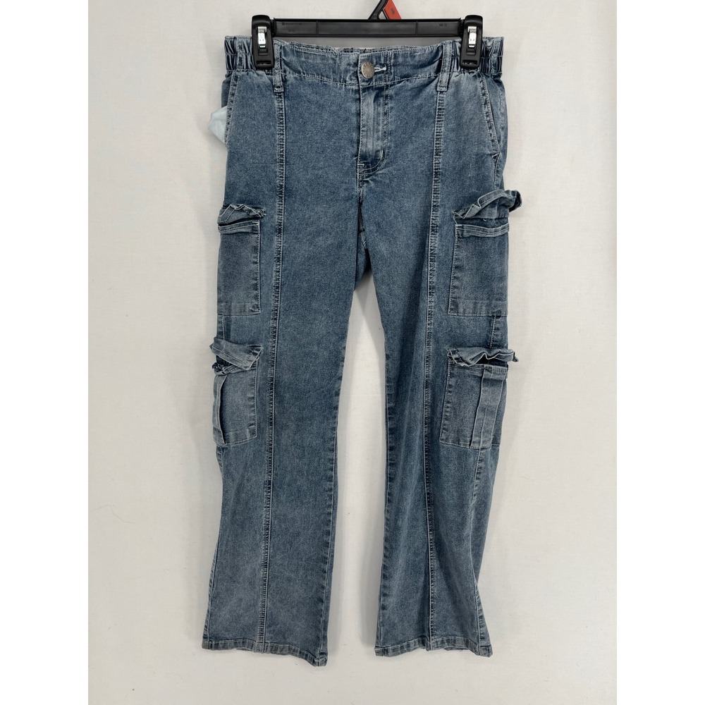 V.I.P. Cargo Jeans Womens 3/4 Medium Wash Elastic Waist Multi Pocket Denim Pants